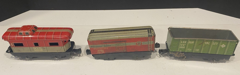 Vintage Marx O Gauge Tin Litho Train Car Lot: NYC 20102, PA 37961, Lehigh 28500