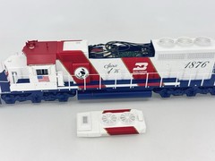 HO Athearn 98270 Burlington Northern Bicentennial SD40-2 Locomotive BN #1876