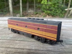 Custom Painted Boston And Maine Stewart/Kato F3B Phase IV B Unit Locomotive HO