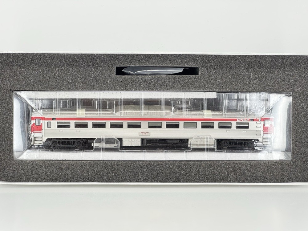 HO Rapido 16523 Canadian Pacific Budd RDC Locomotive CP Rail #9054 DCC SOUND