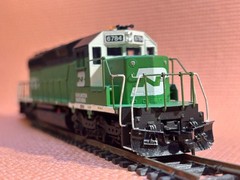 Athearn Burlington SD40-2 Locomotive 6784 Flywheel Drive 12 WD WORKs 137 bin4