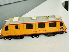 VINTAGE 1980s Bachmann Plasser EM80C Cleaning Diesel HO Scale Union Pacific 3”