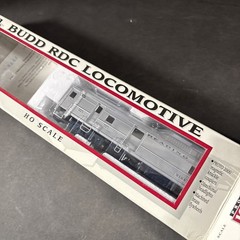 PROTO 1000 30390 RDG #9168 HO SCALE BUDD RDC LOCOMOTIVE NEW OPEN BOX READING