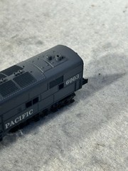 Nice ATLAS Southern Pacific Bloody Nose E-7 Diesel Locomotive N GAUGE
