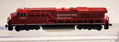 Kato N Scale 176-8934 GE ES44AC Diesel Canadian Pacific #8700 DCC