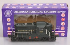 RMT 4153 O Gauge Pennsylvania GP Diesel Locomotive #7005 LN/Box