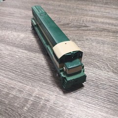 HO Scale Rivarossi Italy 8694 Vtg Railway Train Unmarked Parts Only