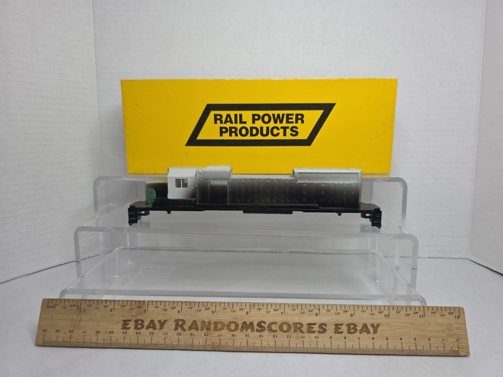 Incomplete Rail Power Products HO Scale SD40 Undecorated Shell Asis