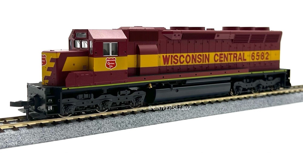 HO Kato 37-1719 EMD SD45 Wisconsin Central #6852 Diesel Engine Locomotive NIB H0