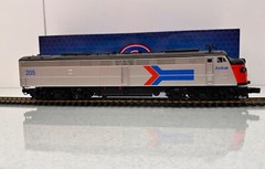 Atlas #30138229 Amtrak #203 E8 (Powered) Locomotive O Scale 3 Rail NEW
