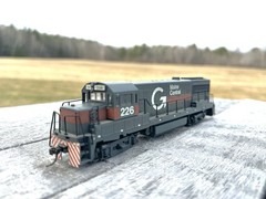HO Guilford Maine Central #226 U25b Diesel Locomotive