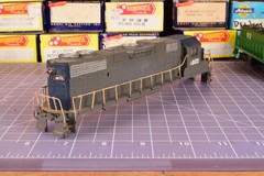 SHELL GP35? decorated Locomotive, metal railings, cab/rear insert YRD