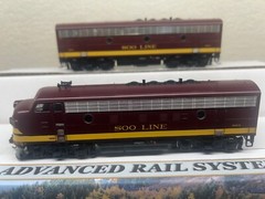 SOO LINE F3 A/B units – DCC / GENESIS SOUND ” BURGUNDY $ ” HO Scale NEW SEALED