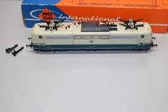 Roco 04132A Electric Locomotive Series 151 096-5 DB Blue/Beige Gauge H0 OVP