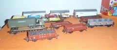 HO Fleischmann Rail Cars 10 Total Accessories As Shown –
