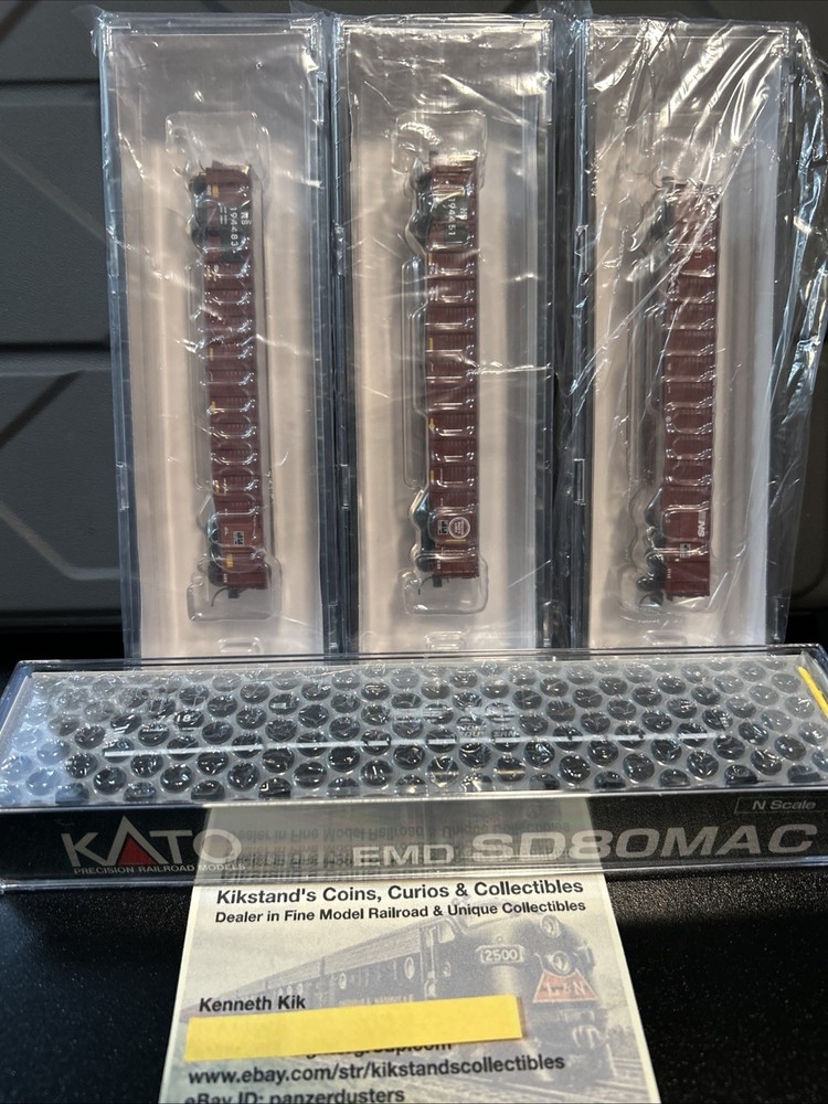 Kato N 176-5517 Norfolk Southern SD80MAC + 3 Trainworx NS Gondolas – New!
