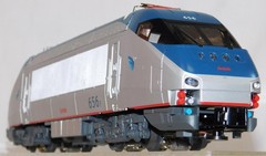 Lionel 6-18323 HHP-8 Amtrak Electric Engine #656 Bell Horn TMCC C-8 O gauge boxd