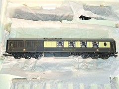 Hornby R2819 Bournemouth Belle Train Pack-lights. Mint, Unused. OO Scale. Boxed