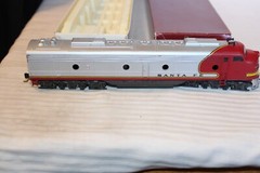 HO Scale Rivarossi, E8A Diesel Locomotive, Santa Fe, Silver & Red, #1926