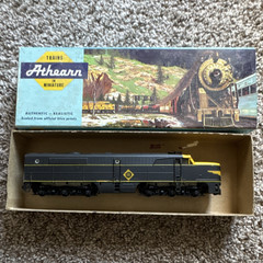 Athearn HO 1:87 Erie Fairbanks-Morse Diesel Locomotive DC Analog 2-Rail