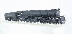 HO Scale Bowser Union Pacific 4-6-6-4 Challenger Locomotive & Tender #3705