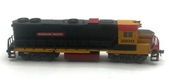 Life-Like HO Scale Missouri Pacific 3500 Powered Diesel Locomotive Engine