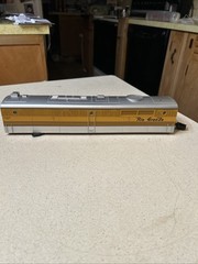 Lionel Rio Grande D&RGW # 6012 O Gauge B Unit Shell Yellow Silver With Harness