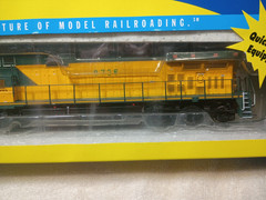 Arhearn locomotive ho train C&NW NIB DCC Equipped 80088 dash &44c