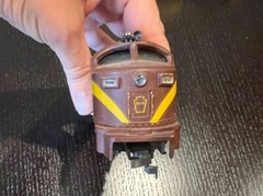 AHM 5027 Pennsylvania R.R. Fairbanks Morse Electric #9506 Locomotive HO With Box