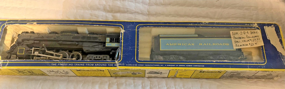 JP HO AHM Berkshire 2-8-4 American Railroads Locomotive & Tender #759