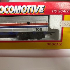 Life Like Powered Locomotive Amtrak F7 AMT [8684]
