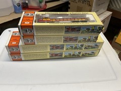 Rare Vintage Con-cor H.o. Scale Royal American Shows Locomotive And More 4pc Lot