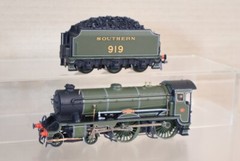 HORNBY KIT BUILT RE PAINTED SOUTHERN SR 4-4-0 SCHOOLS LOCOMOTIVE 919 HARROW om