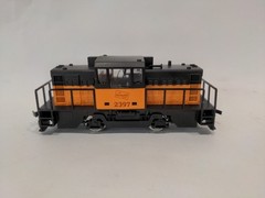 HO IHC M505 Center Cab MILWAUKEE ROAD Diesel Switcher MILW #2397
