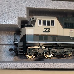 HO KATO 37-6381 EMD SD70MAC CAB HEADLIGHT BURLINGTON NORTHERN BN #9580 EXECUTIVE