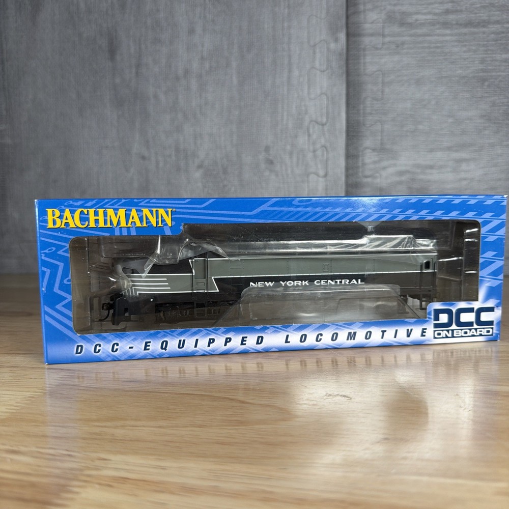 Bachmann 61803 HO Baldwin RF-16 Shark NYC A Unit Diesel Loco DCC Fitted