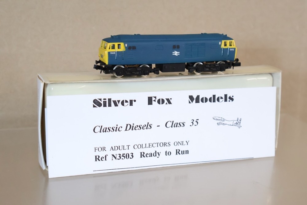 GRAHAM FARISH SILVER FOX MODEL KIT BUILT BR CLASS 35 HYMEK LOCOMOTIVE 7642 on