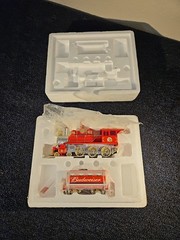 NEW The Hamilton Collection BUDWEISER Classic Cruiser Model Train Engine #0220