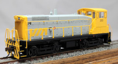 ATHEARN #86748 VIA Rail Canada SW1000 Diesel Locomotive #203, DCC READY, C8