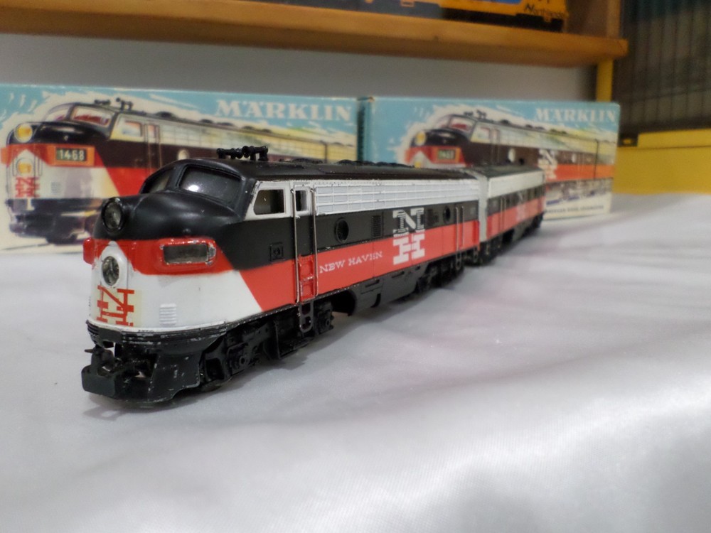Marklin 3062 /4062 HO New Haven F7 Locomotive, 3 rail, (Analogue)
