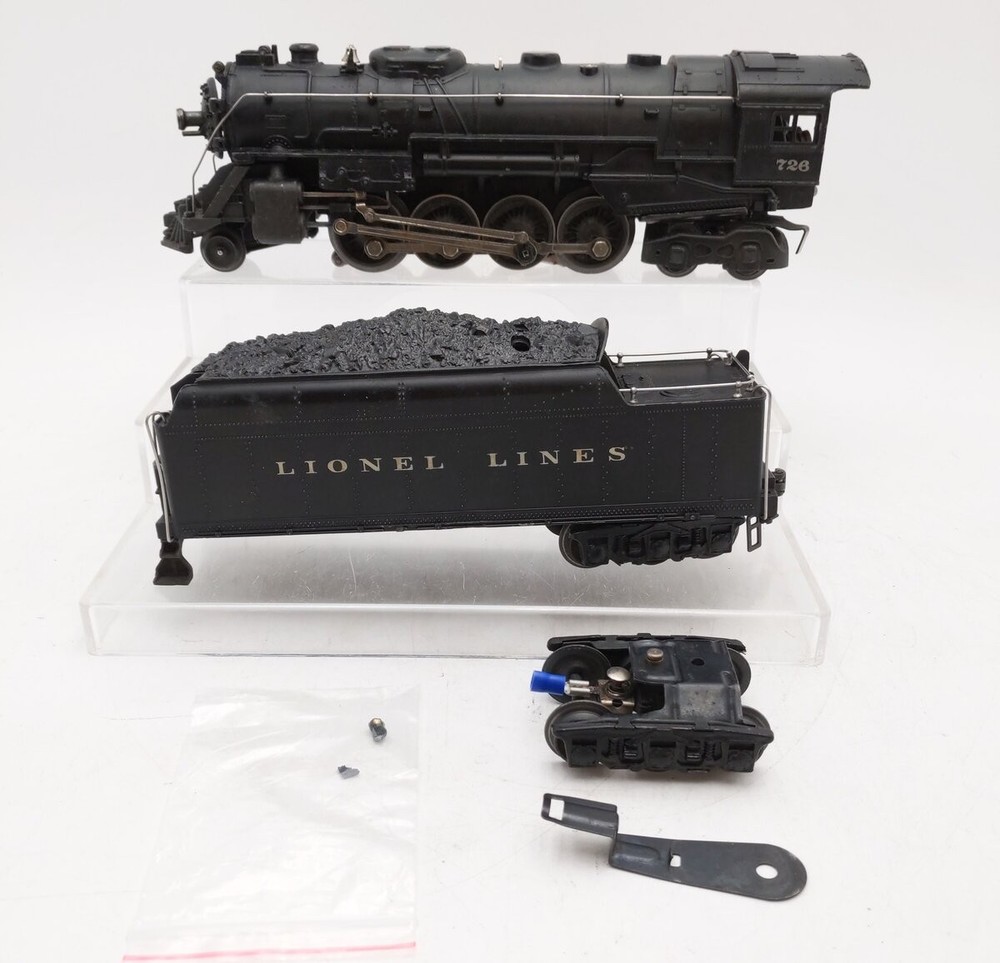 Lionel 726 Vintage O Berkshire 2-8-4 Steam Locomotive & 2426W Tender