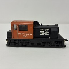 Vintage AHM HO Scale NEW HAVEN #5007 Plymouth MDT Switcher Locomotive. VG!