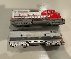North Southern & Pacific Line Trains Locomotive Pull Back Action NOT WORKING