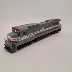 Walthers Trainline 931-169 LMX Leaser GE Dash 8-40B 8554 Powered B40-8