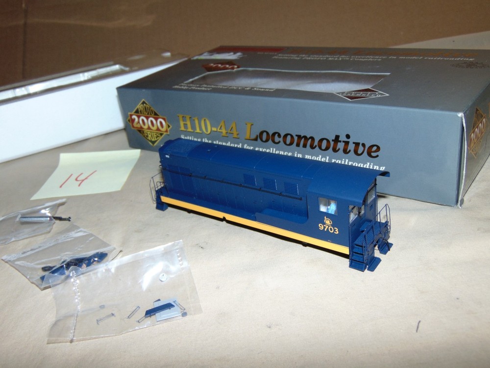 WALTHERS PROTO 2000 HO 920-40781 CENTRAL NEW JERSEY H10-44 SHELL ONLY + BOX #14