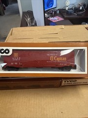 Vintage Tyco HO Scale Santa Fe Diesel Charger Electric Train Set