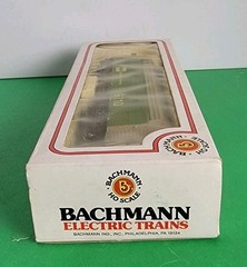 Bachmann Lighted Burlington F9 Diesel Northern HO Scale