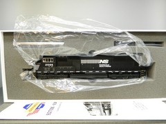 HO 1/87 Genesis #0G6157 SD70M Diesel Loco NORFOLK SOUTHERN NS #2586 New in Box