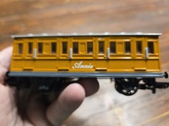 Bachmann HO Gauge Thomas The Tank Engine #1 & Passenger Coaches Annie + Clarabel