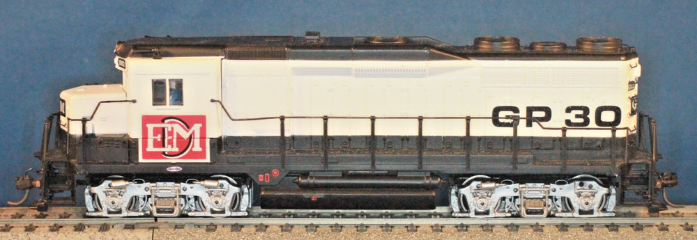 JP HO 2 Bachmann Spectrum Pwrd EMD Demonstrator #1962 & #5639 GP30 #41-0821-L7
